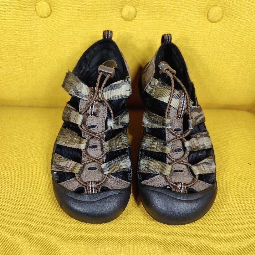 Keen Newport H2  Kids Slip-On Bungee Camouflage Brown Green Size 4